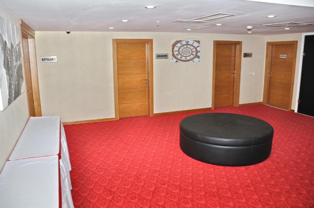 Hanem Hotel มาลัทยา ภายนอก รูปภาพ