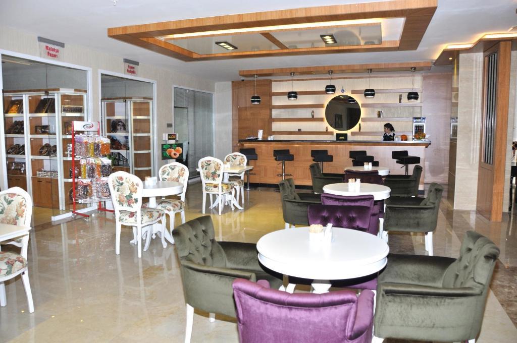 Hanem Hotel มาลัทยา ภายนอก รูปภาพ