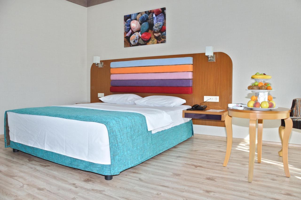 Hanem Hotel มาลัทยา ห้อง รูปภาพ